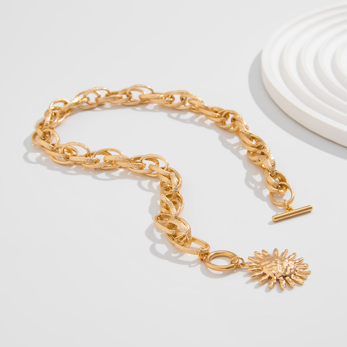 IDHERE Literary Retro Sunflower Pendant Necklace Women Fashion