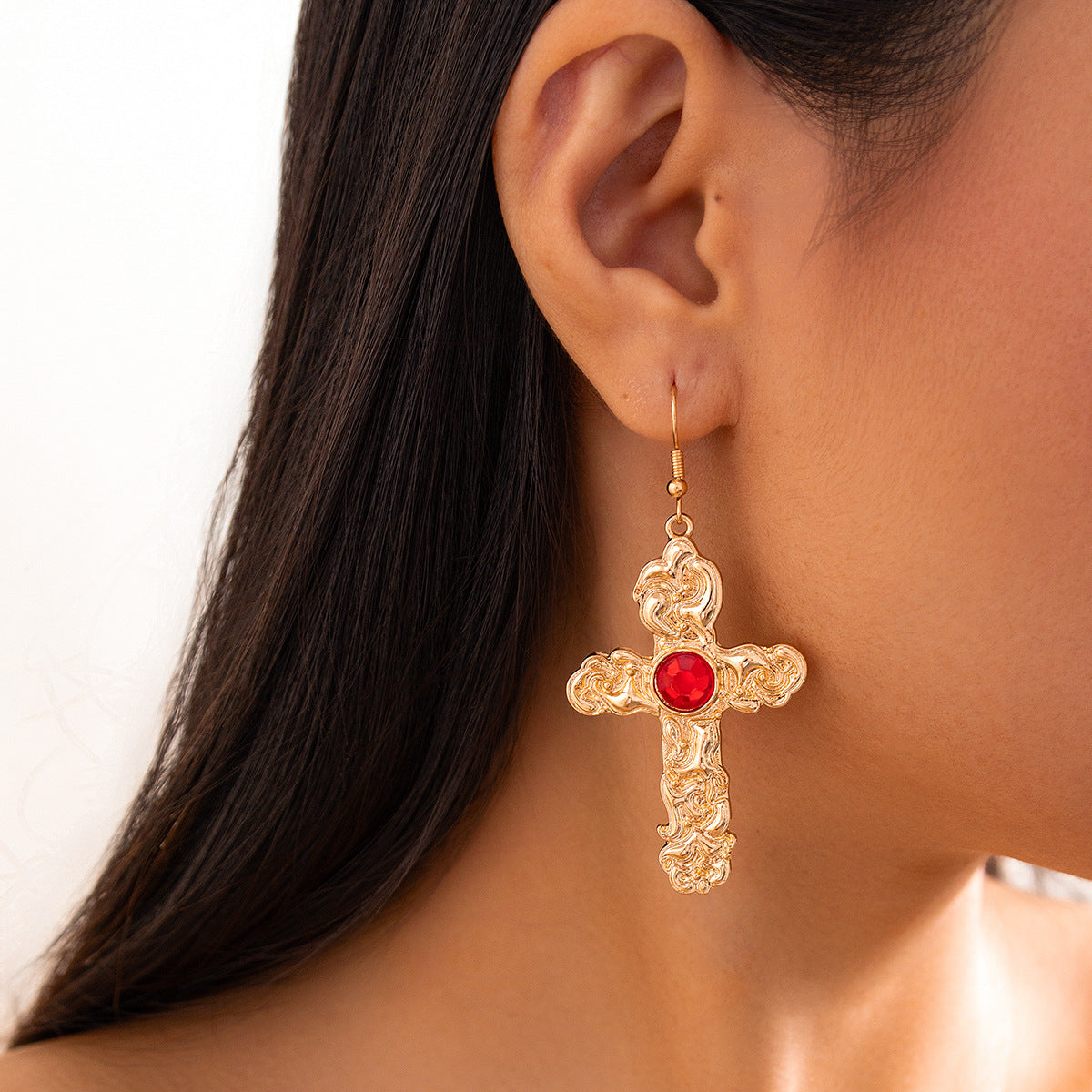 IDHERE 2PCS Light Luxury Ruby Cross Necklace Earrings with Diamonds